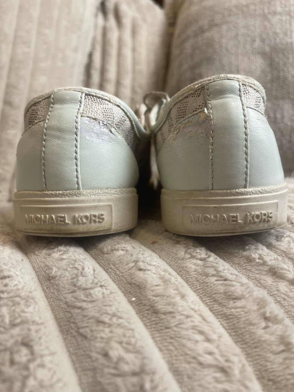 Michael Kors MK Sneakers Monogram Tan Brown Low Top Women's Size 6 - Picture 3 of 8